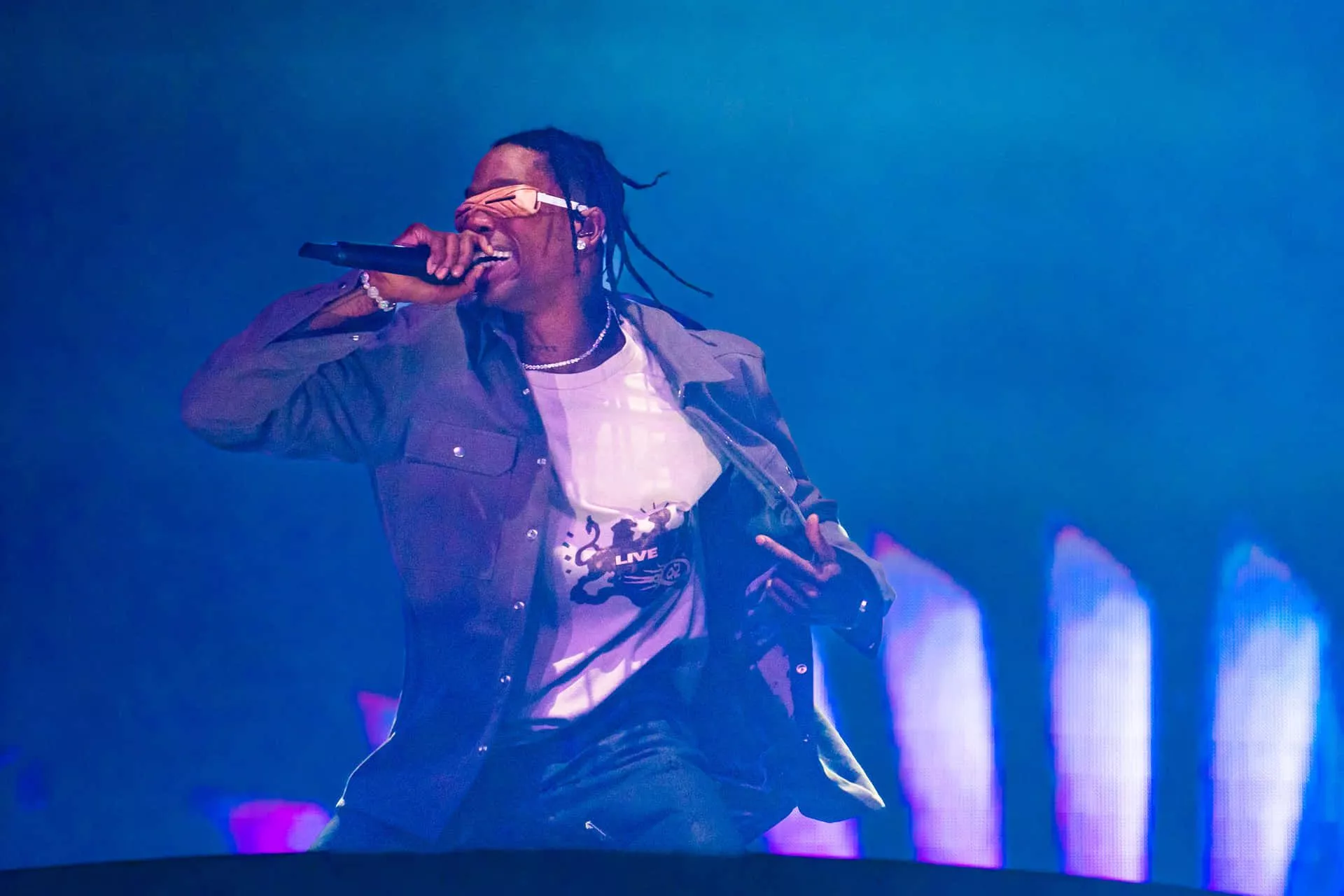 Utopia Tour Wallpaper