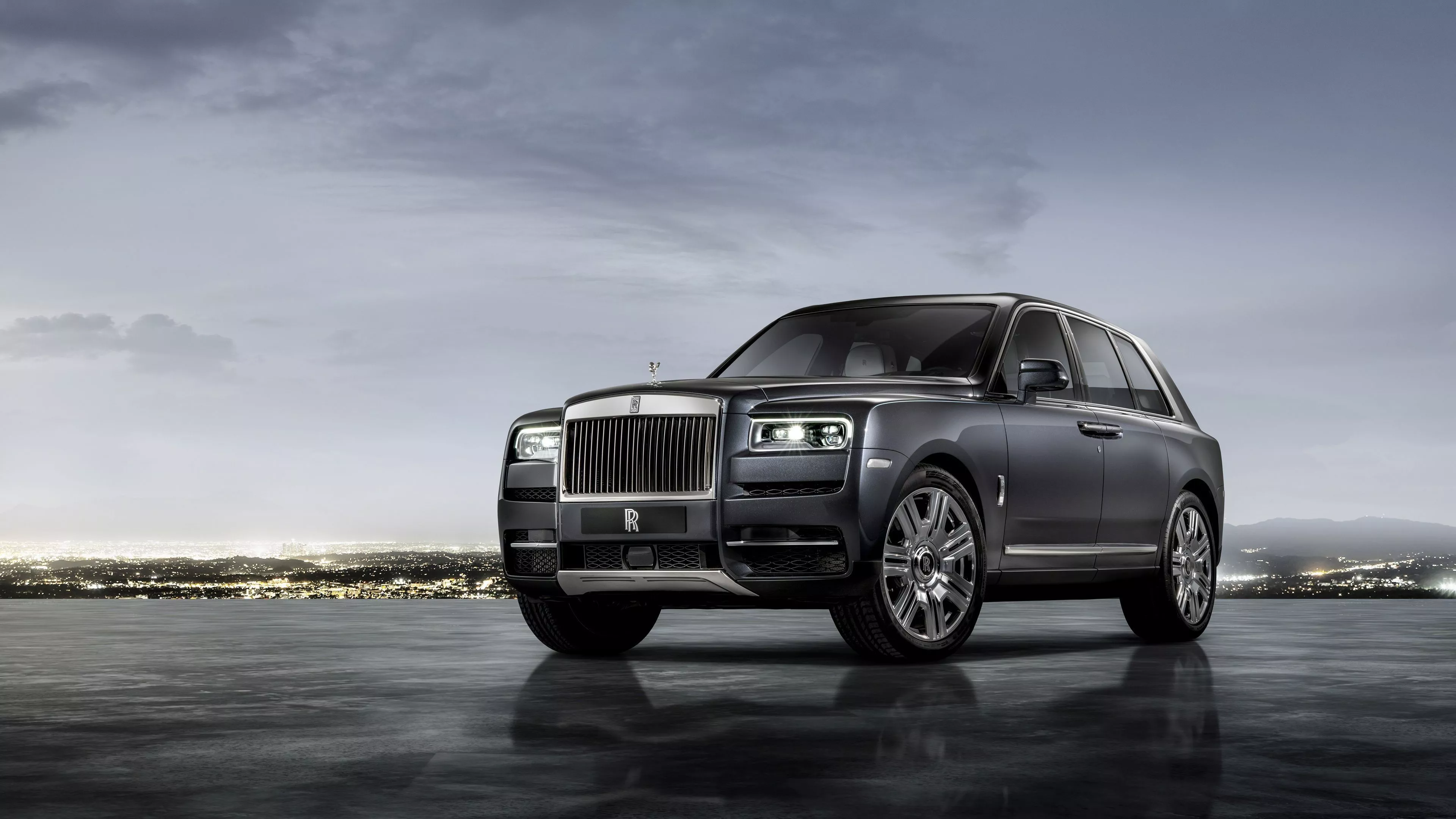 Rolls Royce Cullinan Wallpaper 46