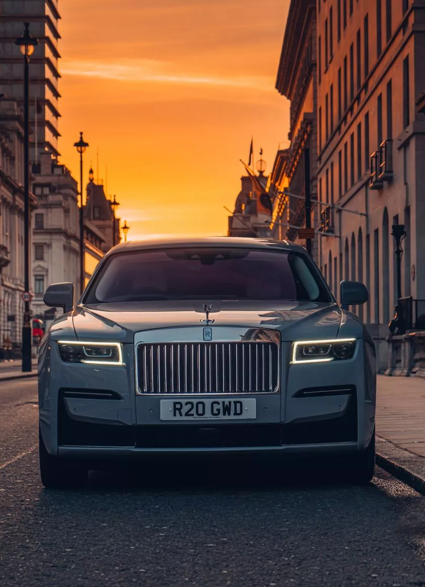 Download Wallpaper 840x1160 Rolls Royce