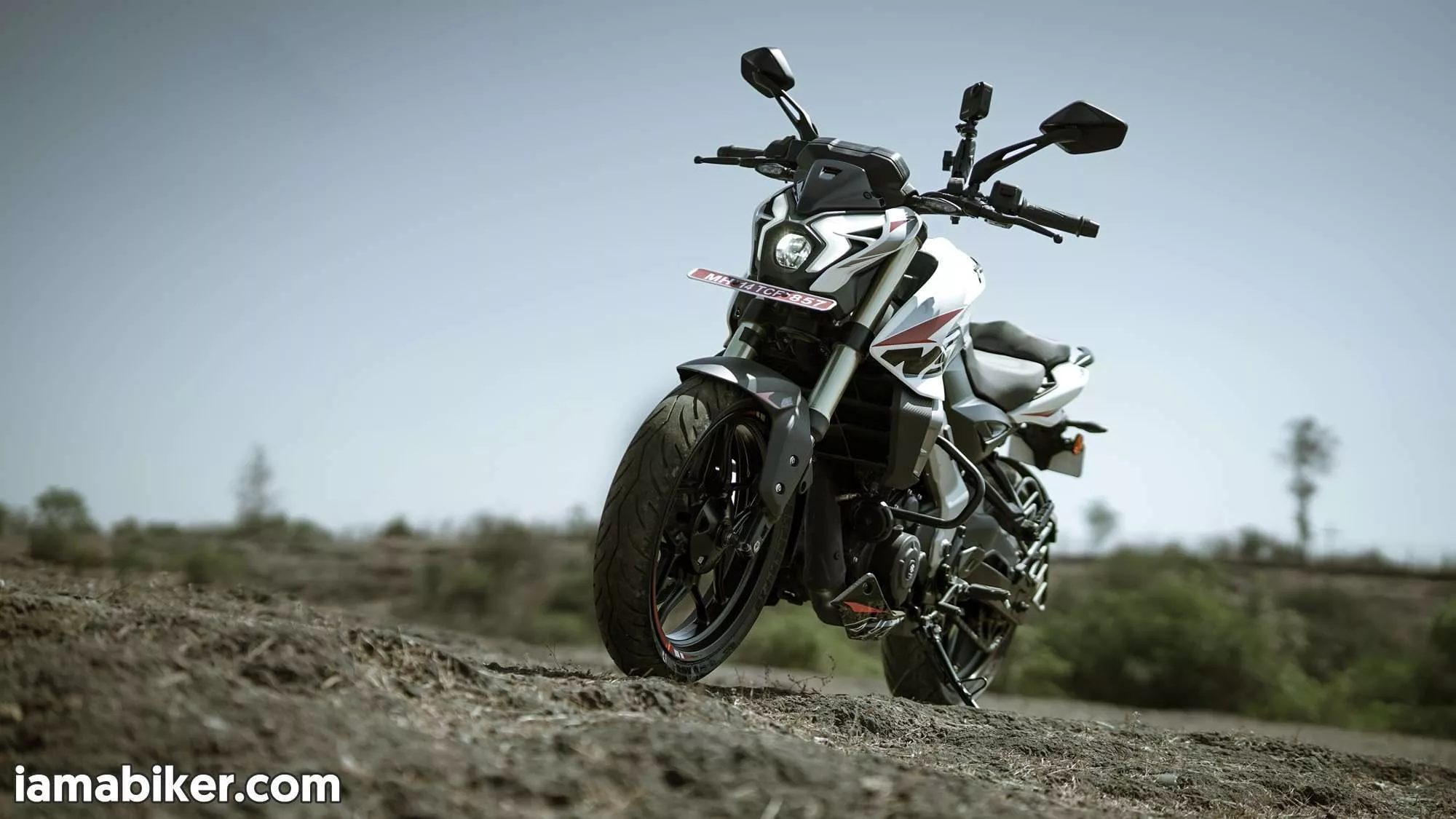 Pulsar NS400Z HD wallpaper