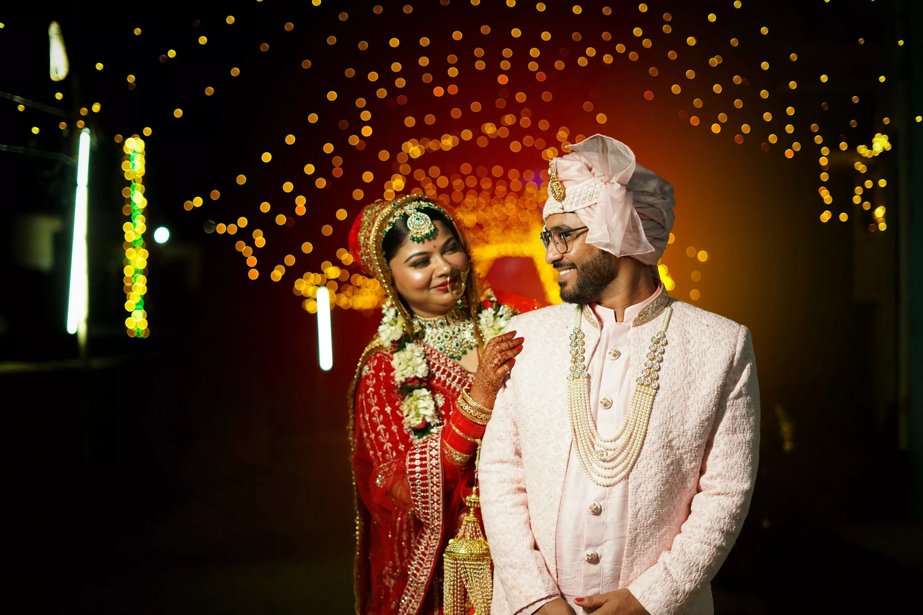 Indian Wedding Couple Picture