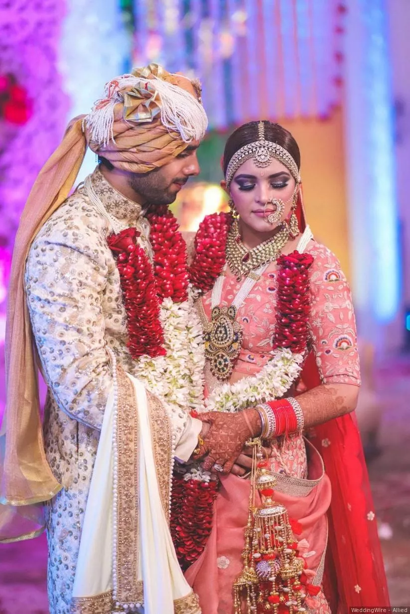 Stunner Indian Wedding Couple Image