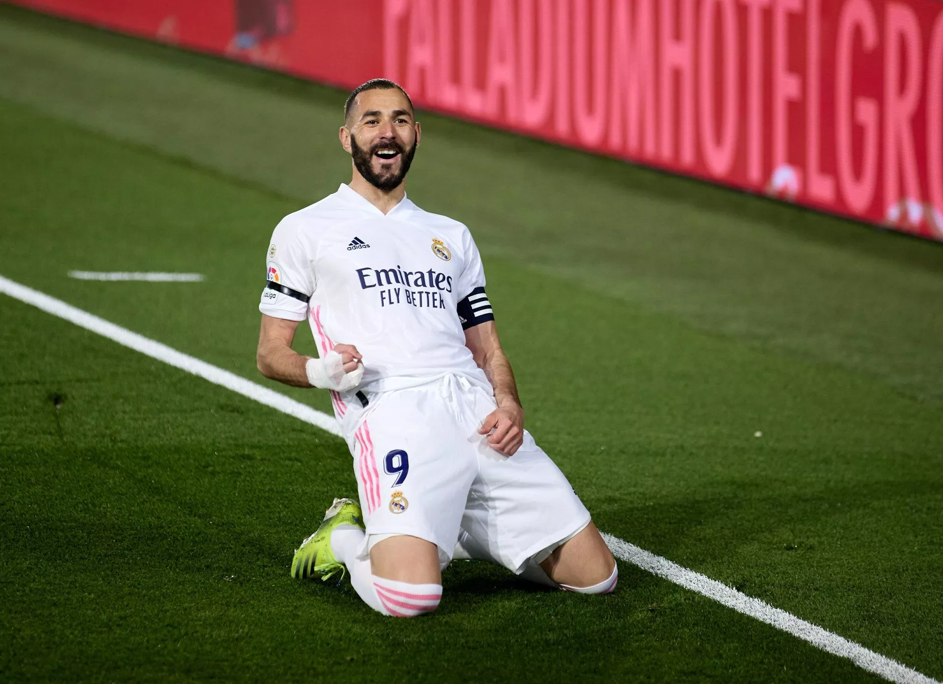 Real Madrid C.F. Karim Benzema Sports