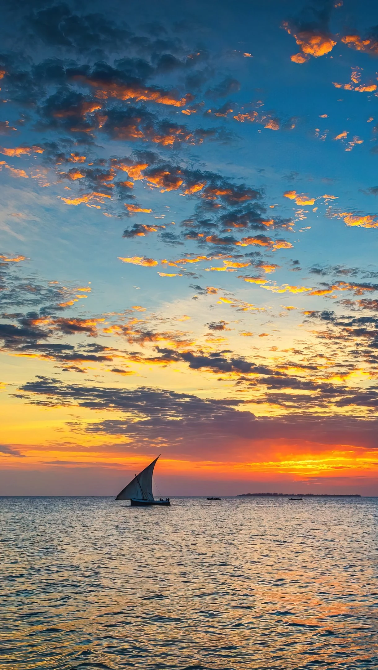 Sunset in the ocean Wallpaper 4k HD