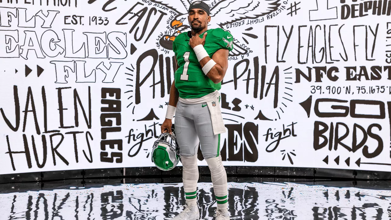 Need more Kelly Green photo?