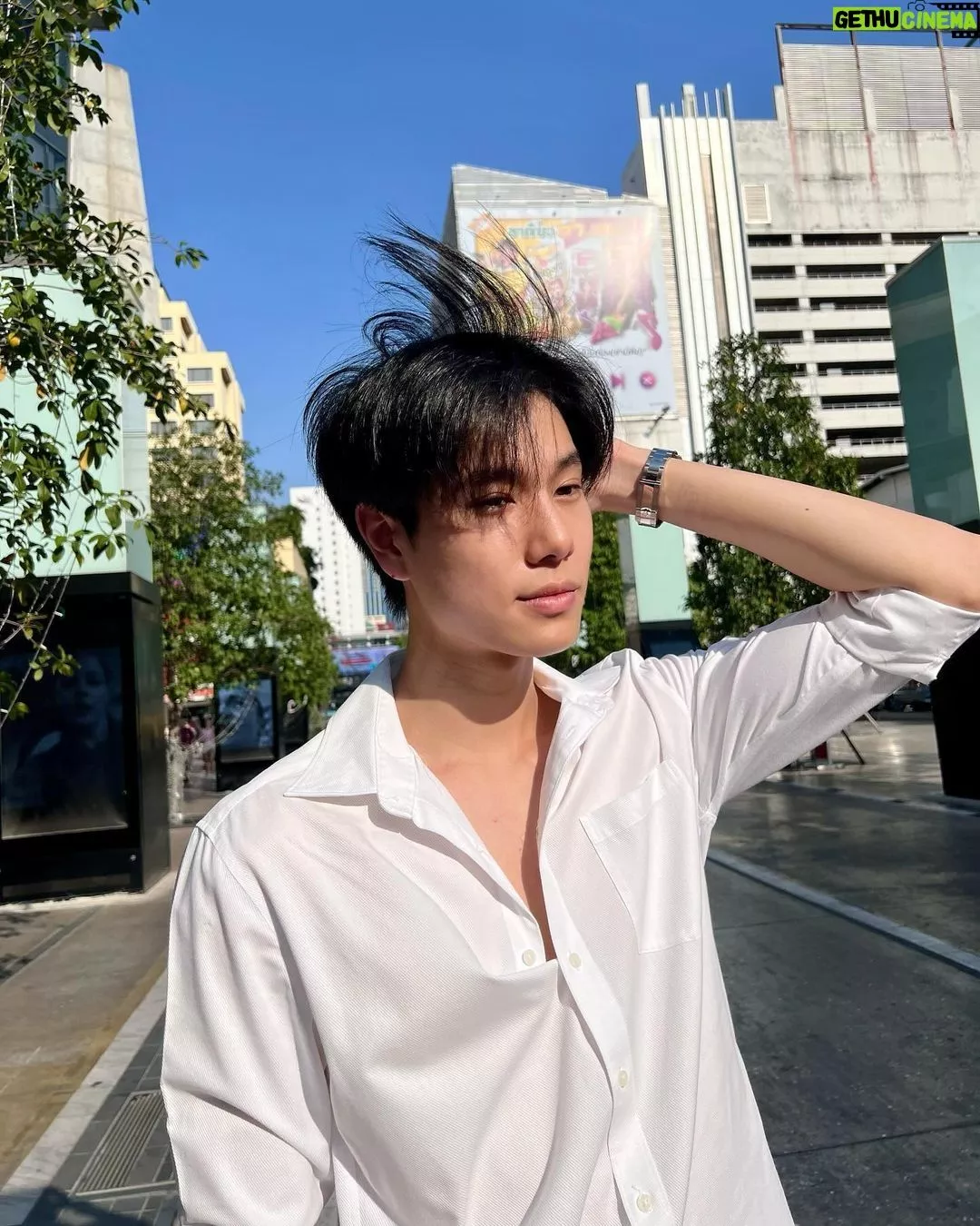 Phuwin Tangsakyuen Instagram