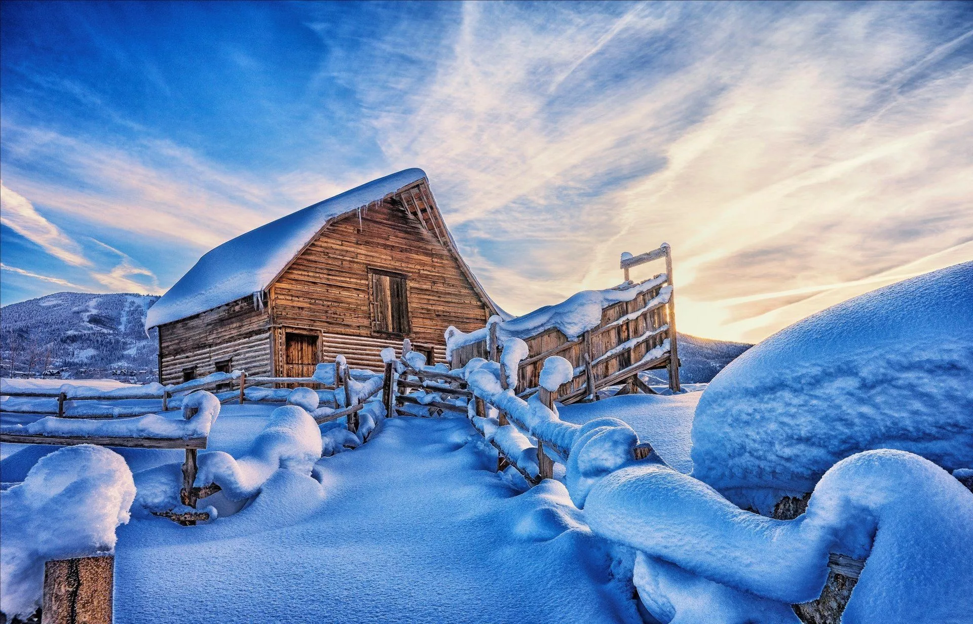 Winter Cabin in Snowy Mountains Ultra HD Wallpaper