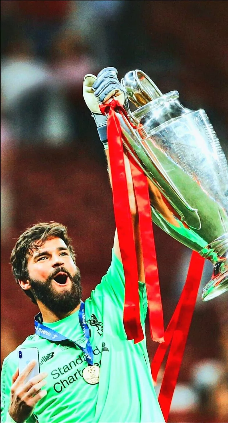 Alisson Becker, champions league