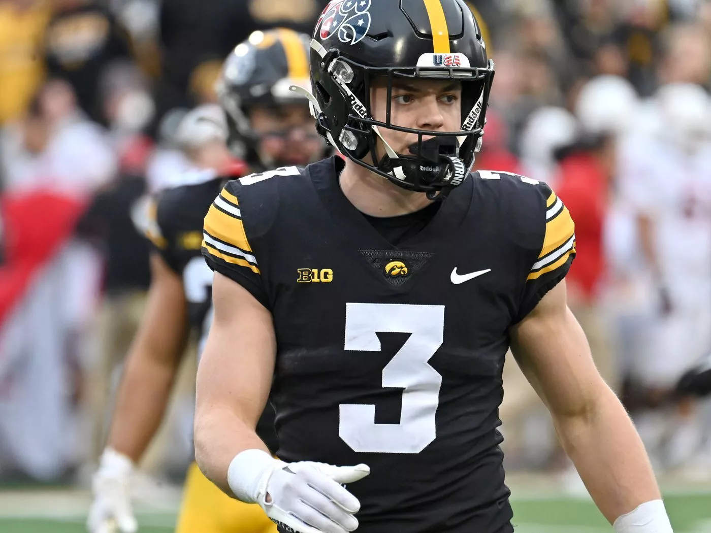 coach Jim Leonhard at CB Cooper