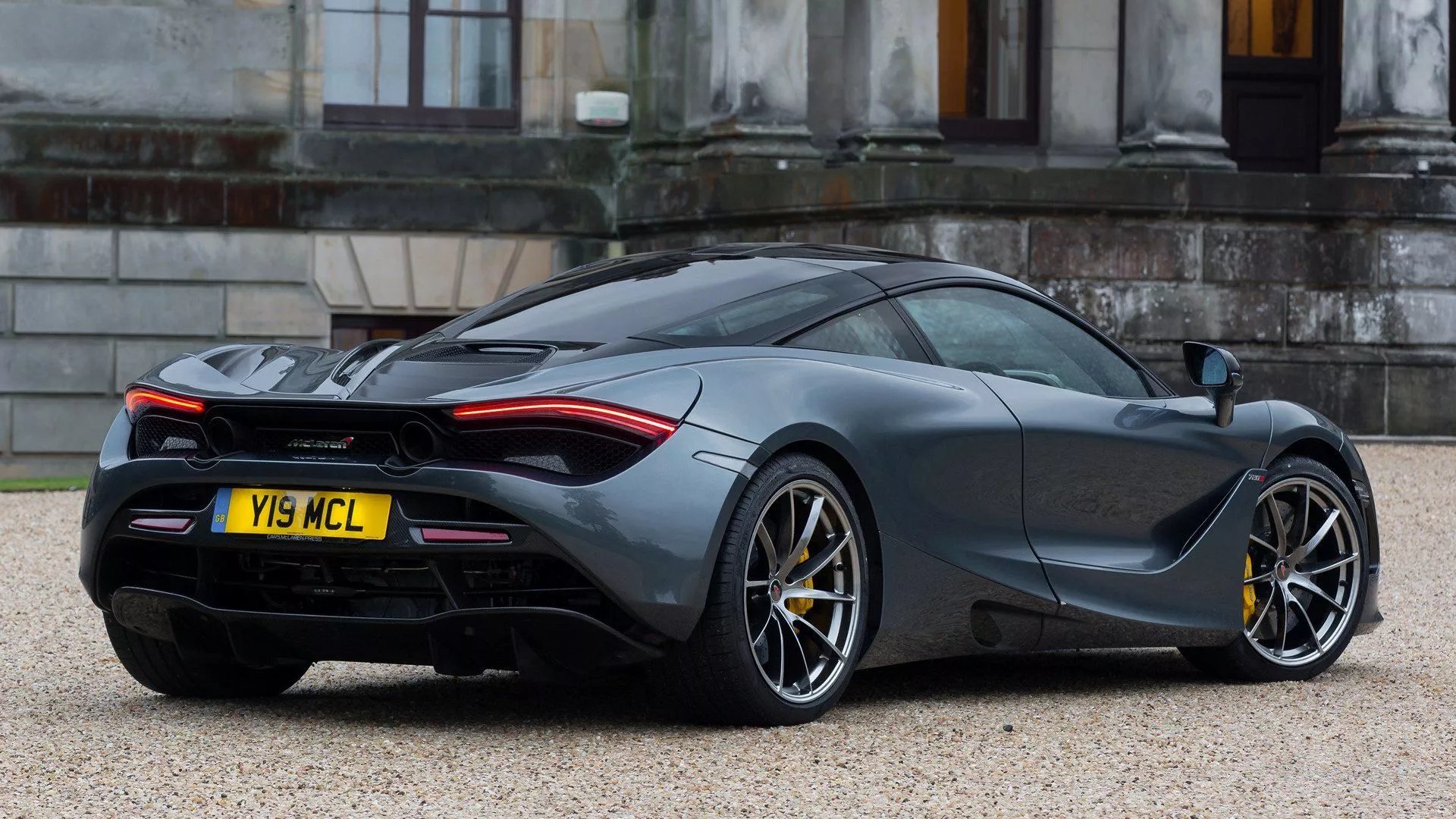 Vehicle McLaren 720S HD Wallpaper