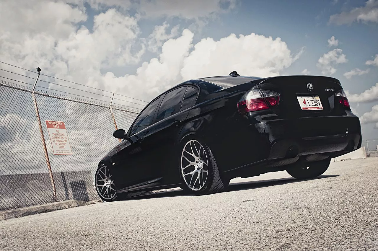 Picture BMW 3 Series 335i Black Cars