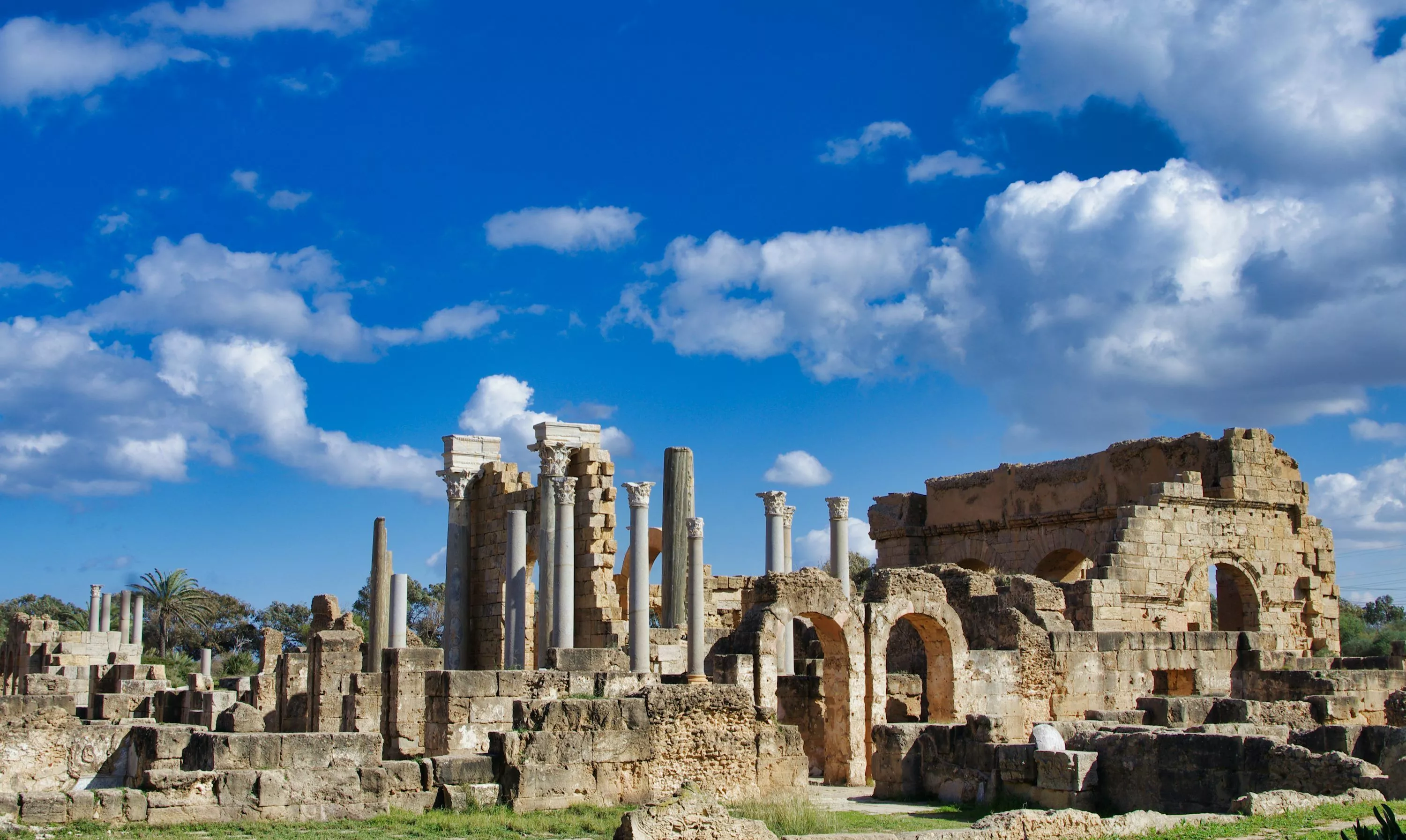 Roman Ruins Picture. Download Free