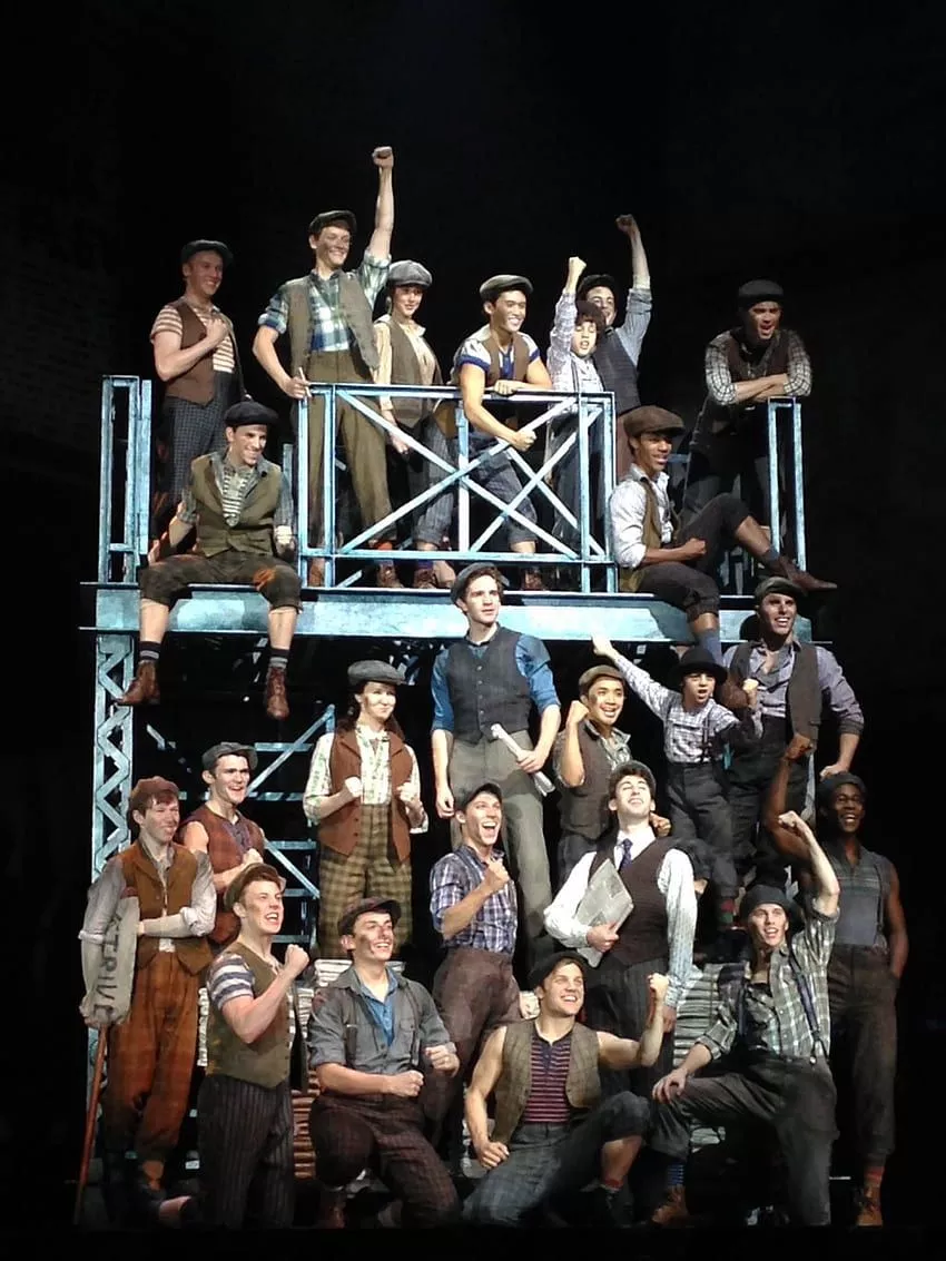 Newsies. Newsies Broadway, Newsies