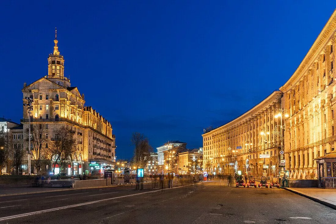 Kyiv's Khreshchatyk Street during blue