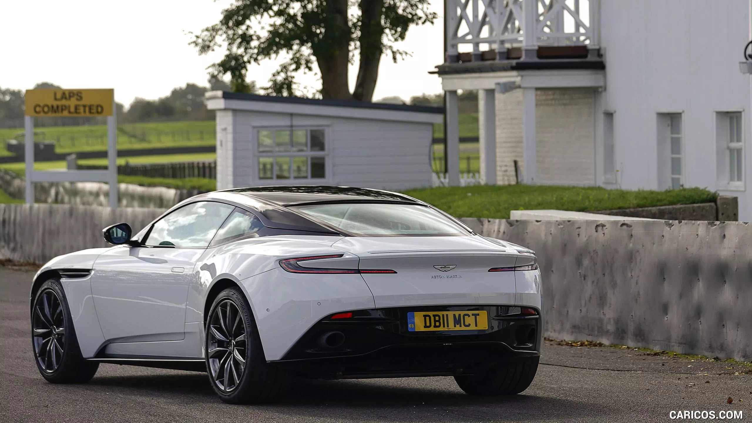 Aston Martin DB11 V8 Wallpaper