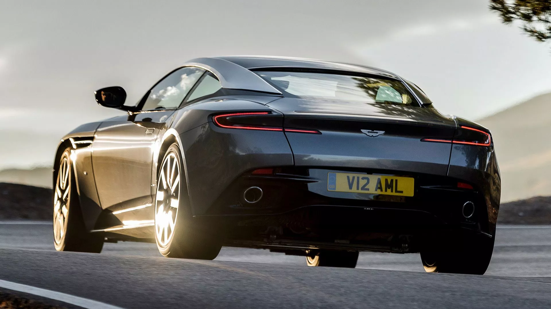 Aston Martin DB11 Wallpaper