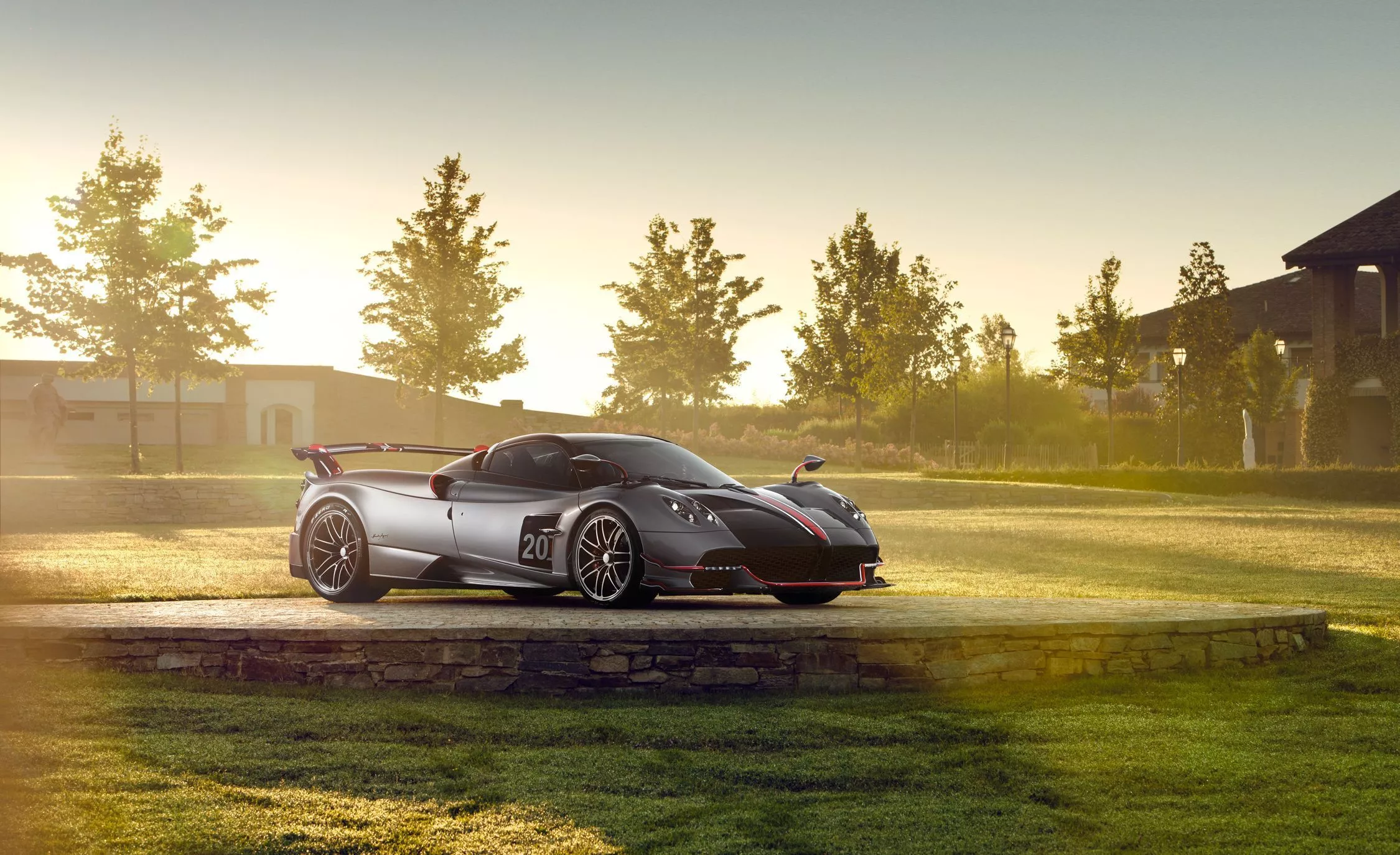 Pagani Huayra Review, Pricing and Specs