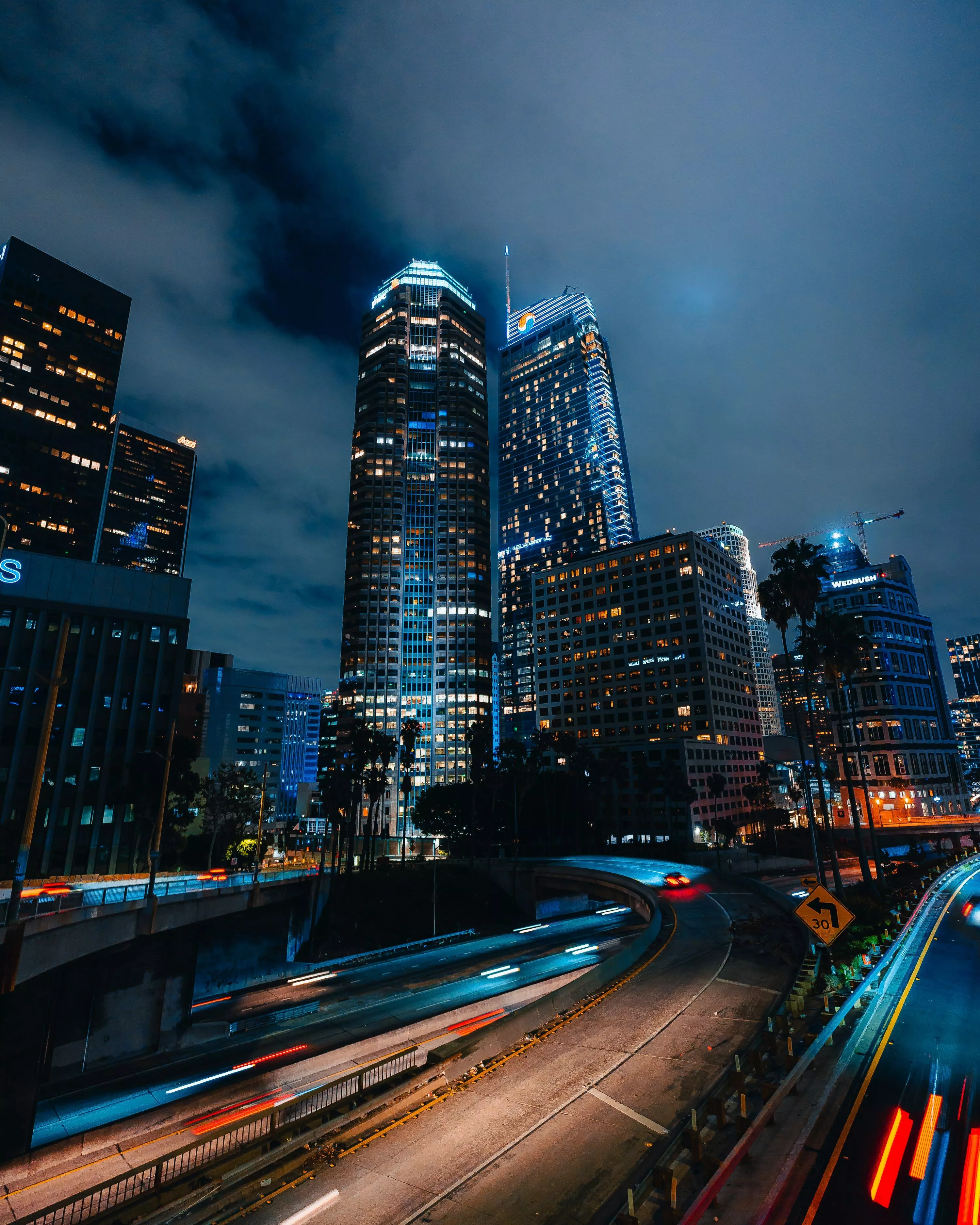 1K+ Los Angeles Night Picture