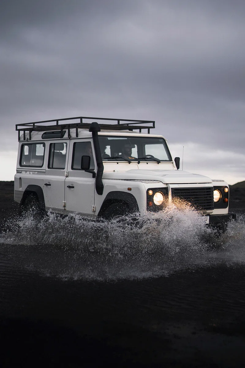 Land Rover Defender Image. Free