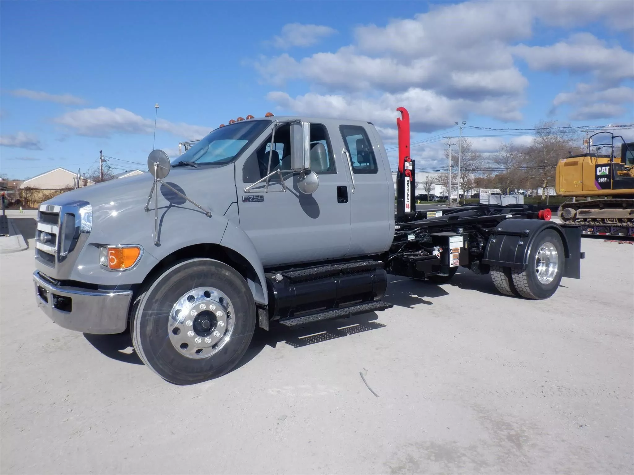FORD F750