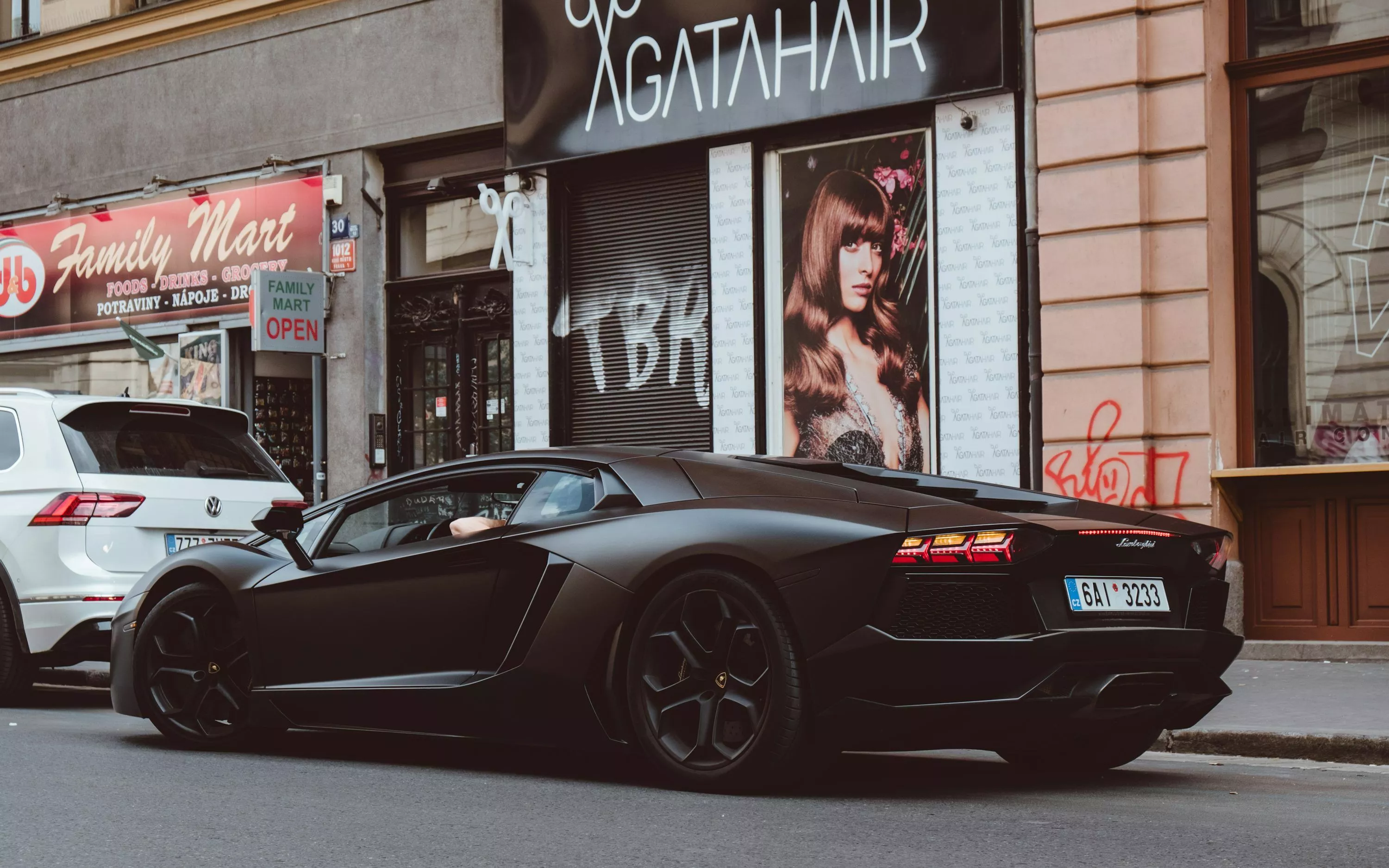 Lamborghini Aventador Picture HD