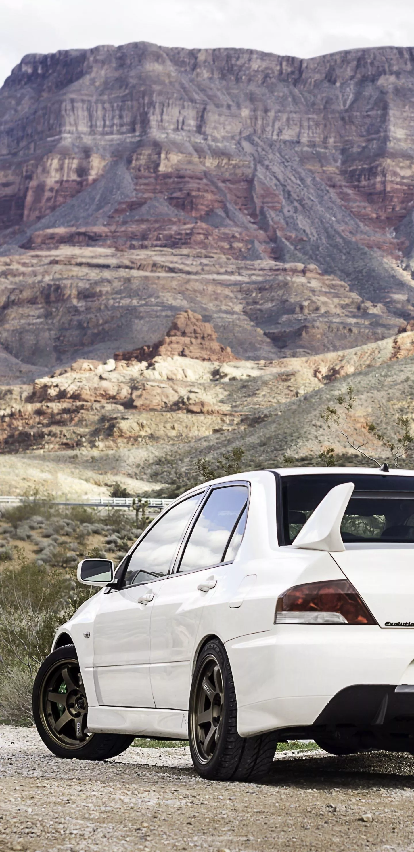 Mitsubishi Lancer Wallpaper