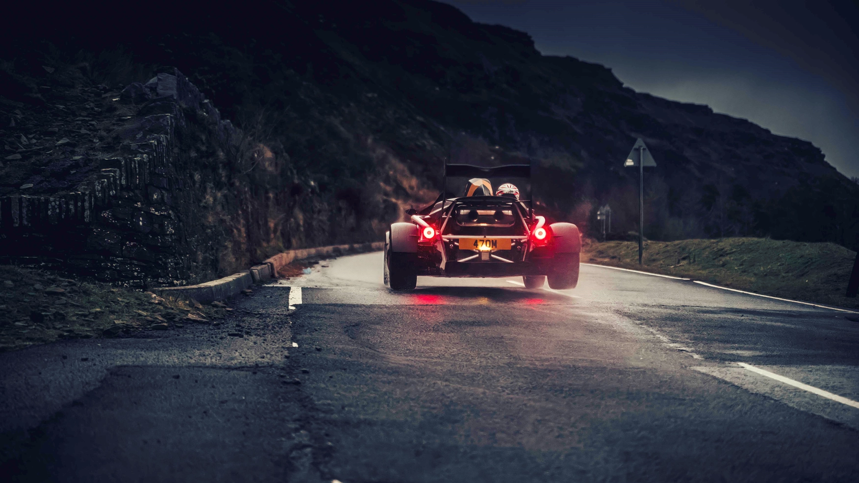 Ariel Atom 4R review and video 2024