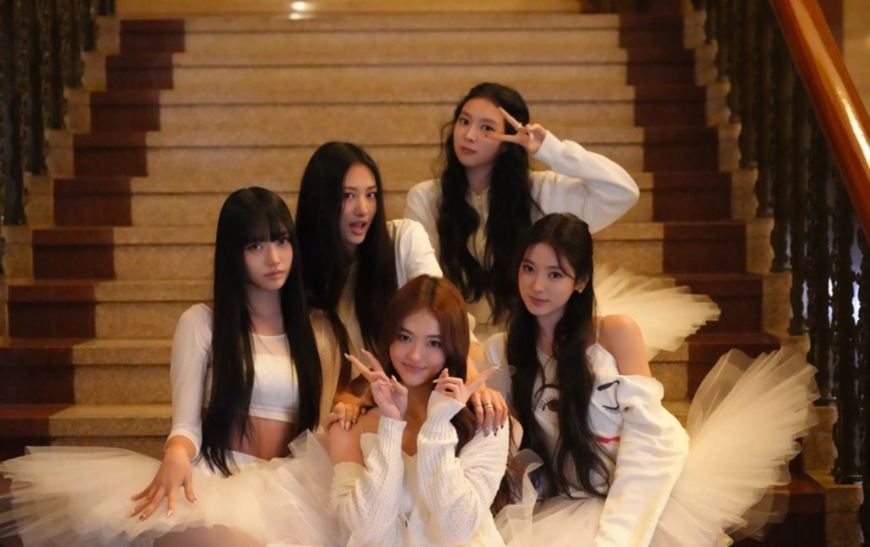 MelOn Magazine - 'TOXIC