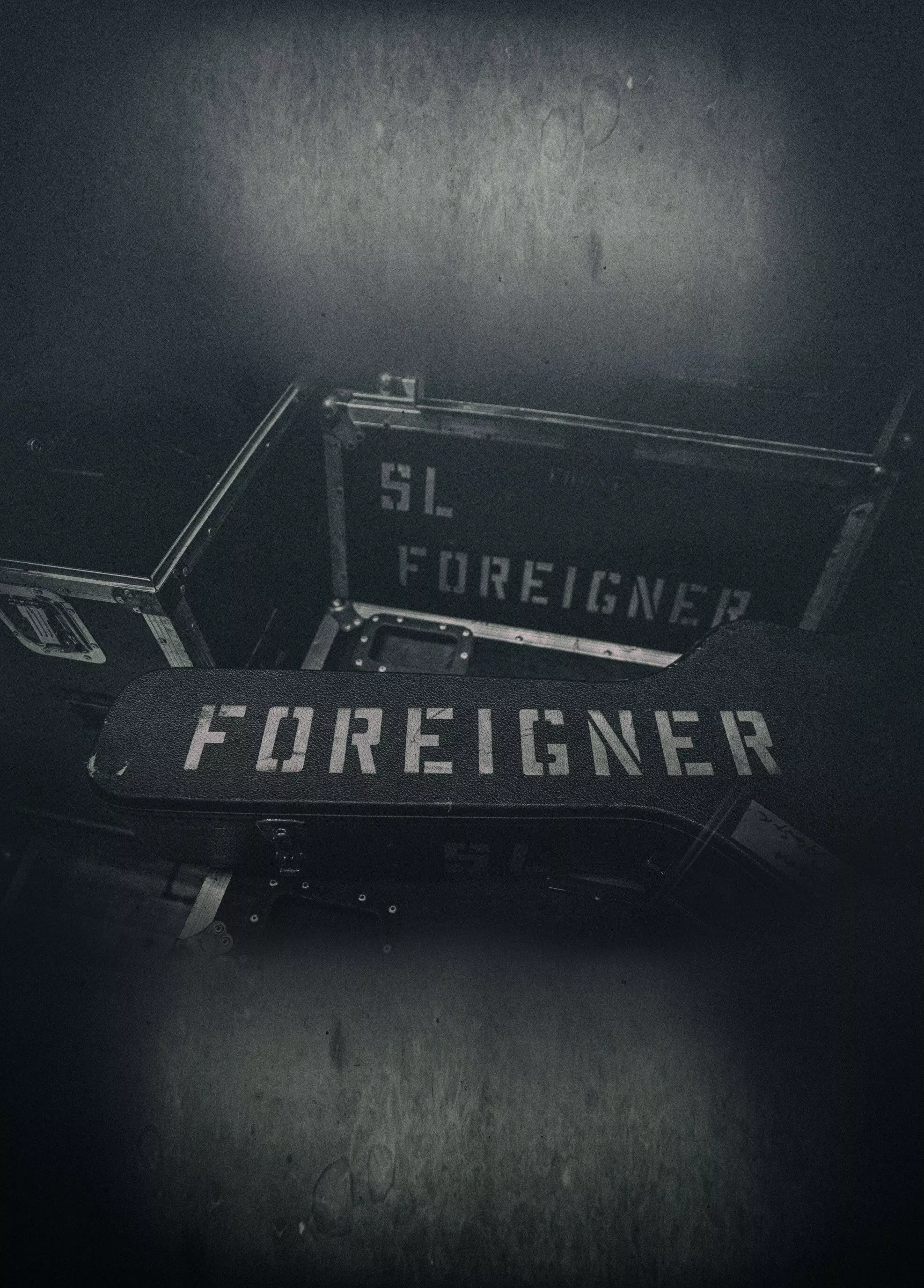 Foreigner. The Official Website