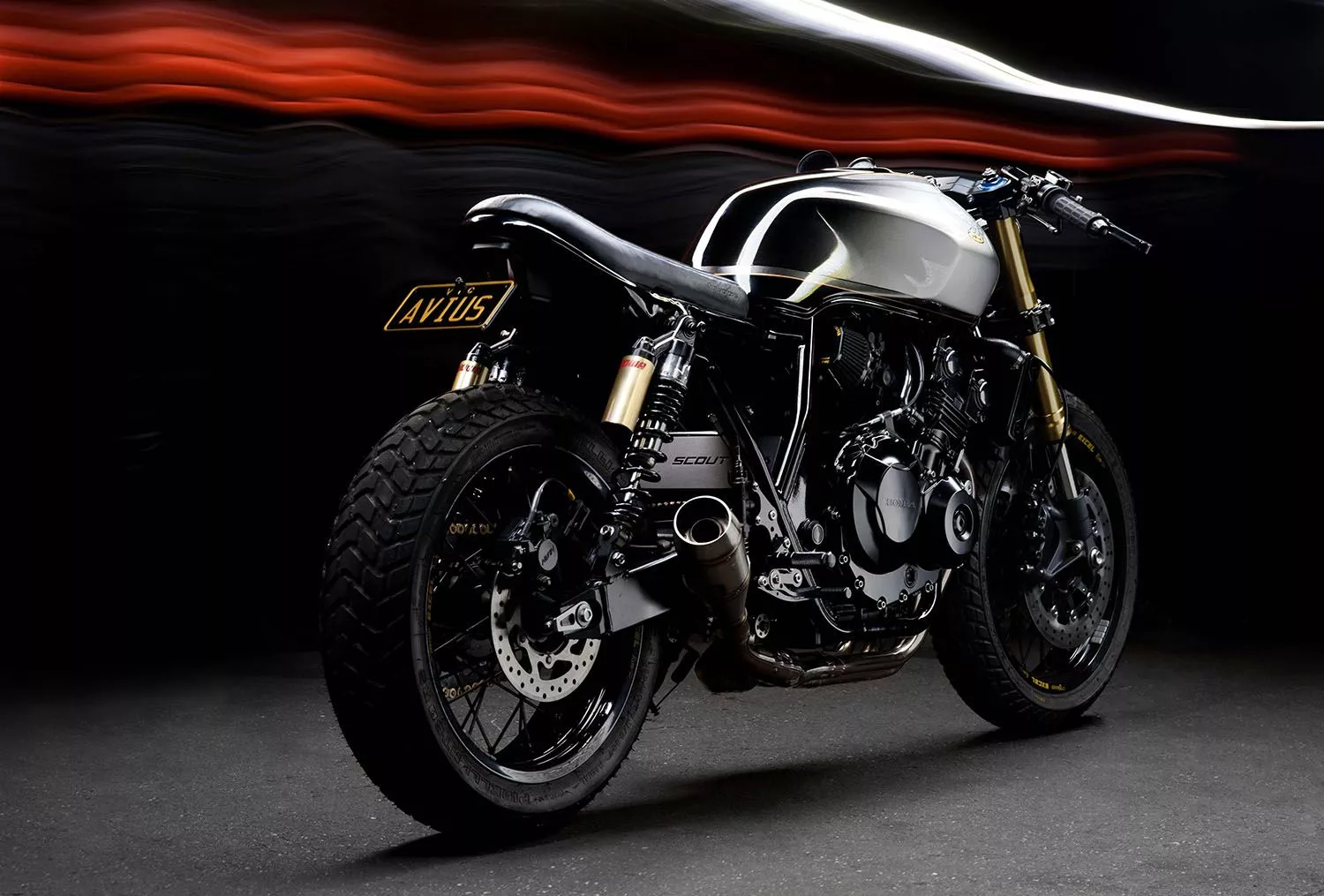 Honda CB400 'Scout' Cafe Racer Studio
