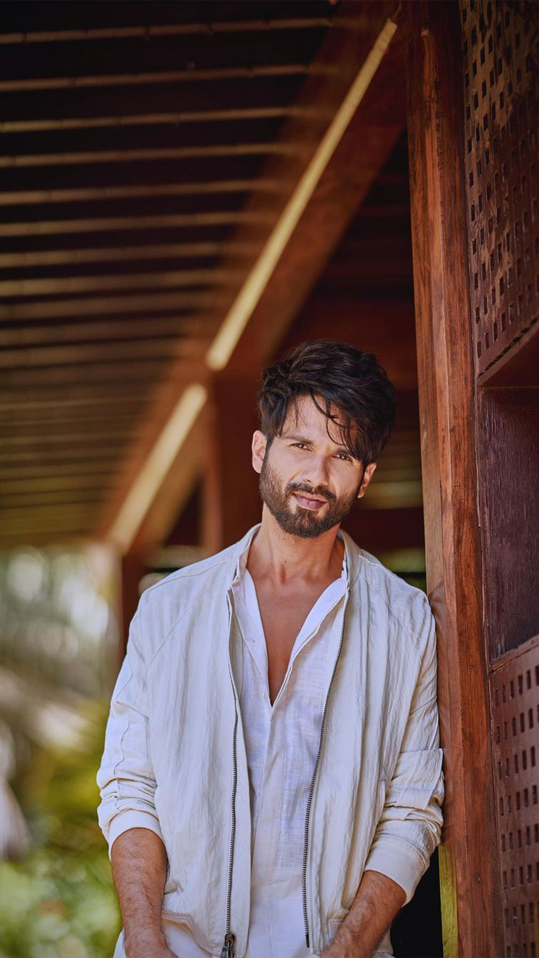 Shahid Kapoor HD Wallpaper. Latest