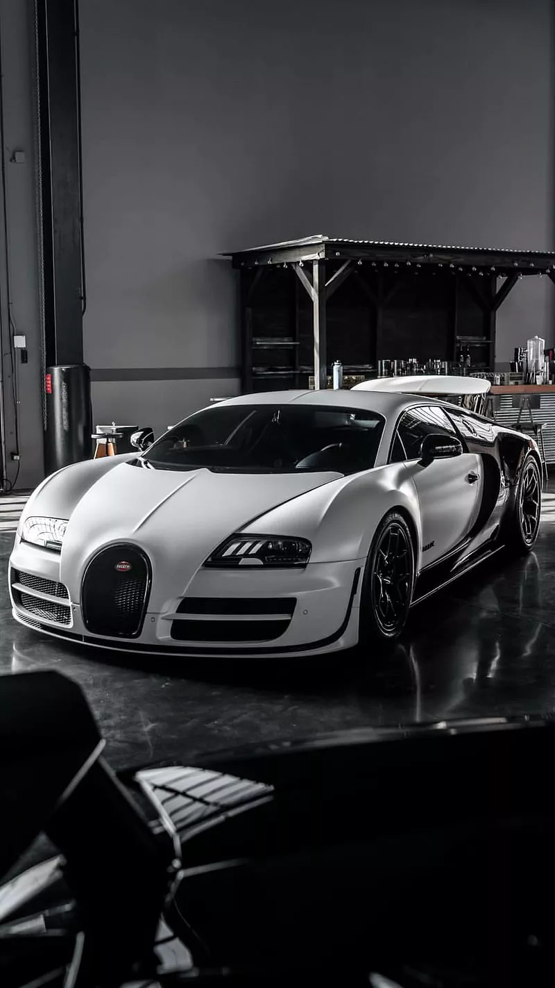 Matte White Veyron, bugatti, car, hypercar, supercar, carbon, america, black, HD phone wallpaper