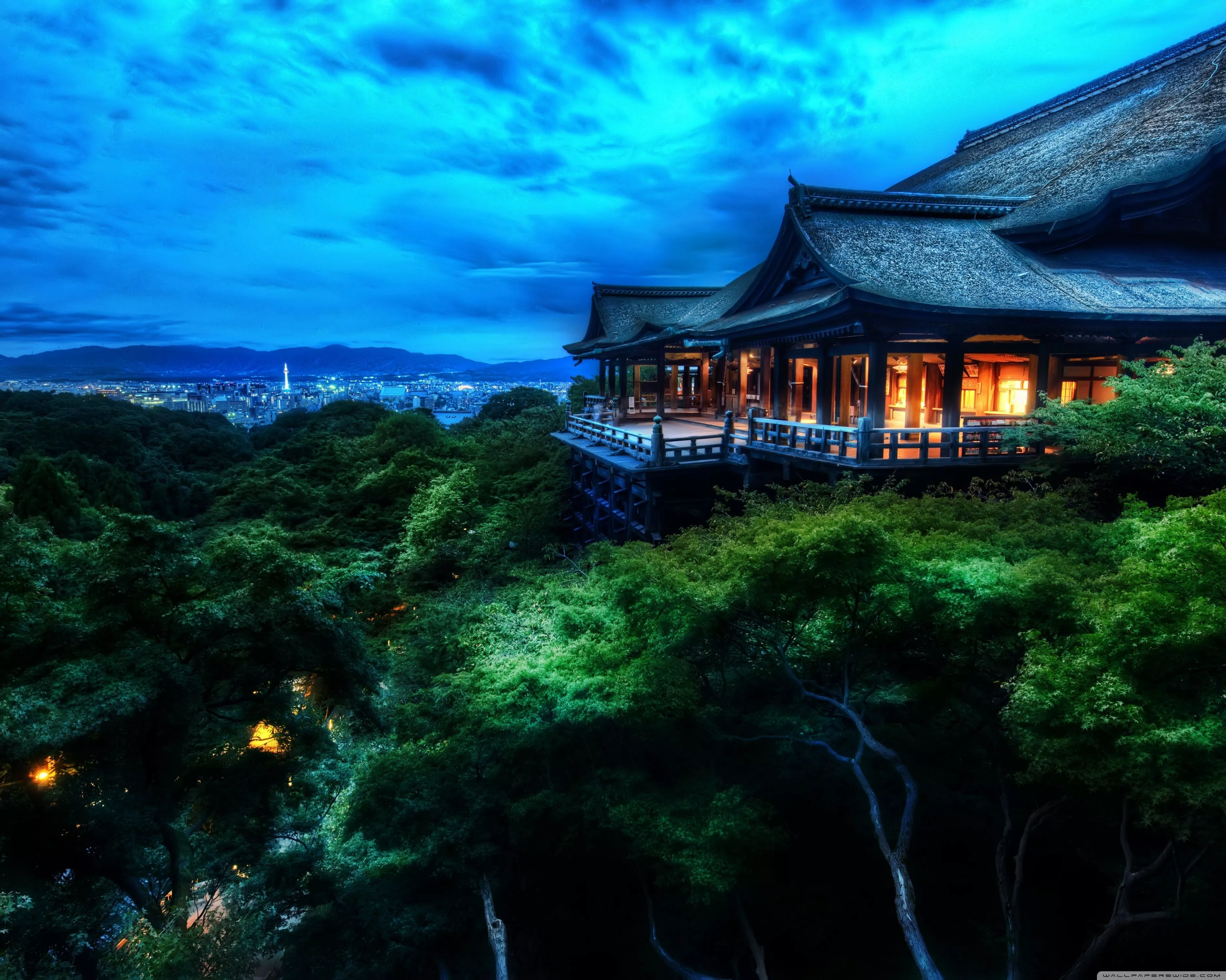 Kyoto, Japan At Night Ultra HD