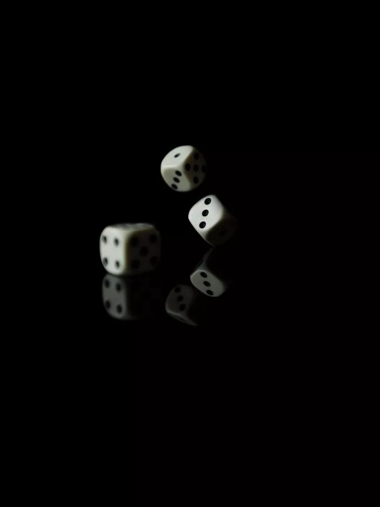 Rolling Dice Ultra HD Wallpaper for 4K