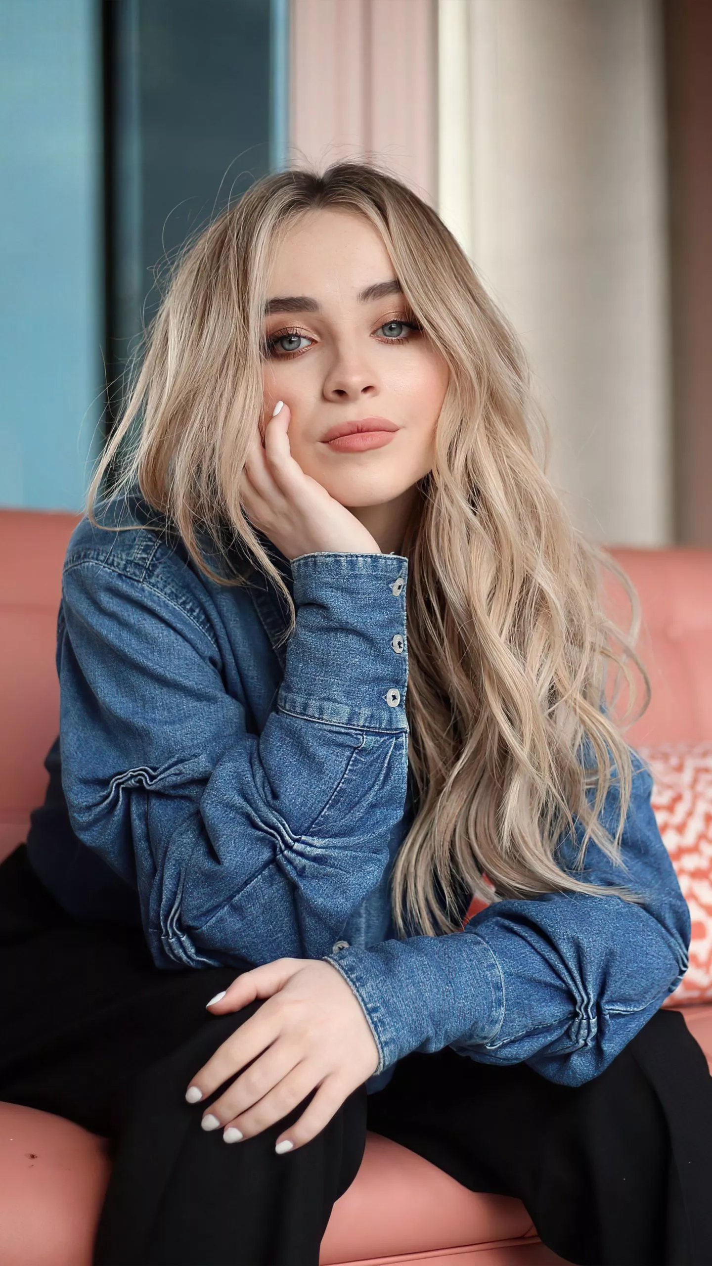 Beautiful Sabrina Carpenter Blue Eyes
