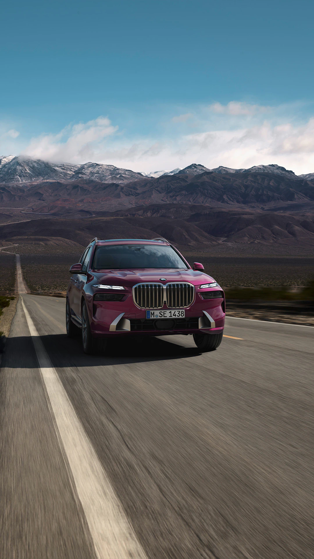 Exclusive: BMW wallpaper