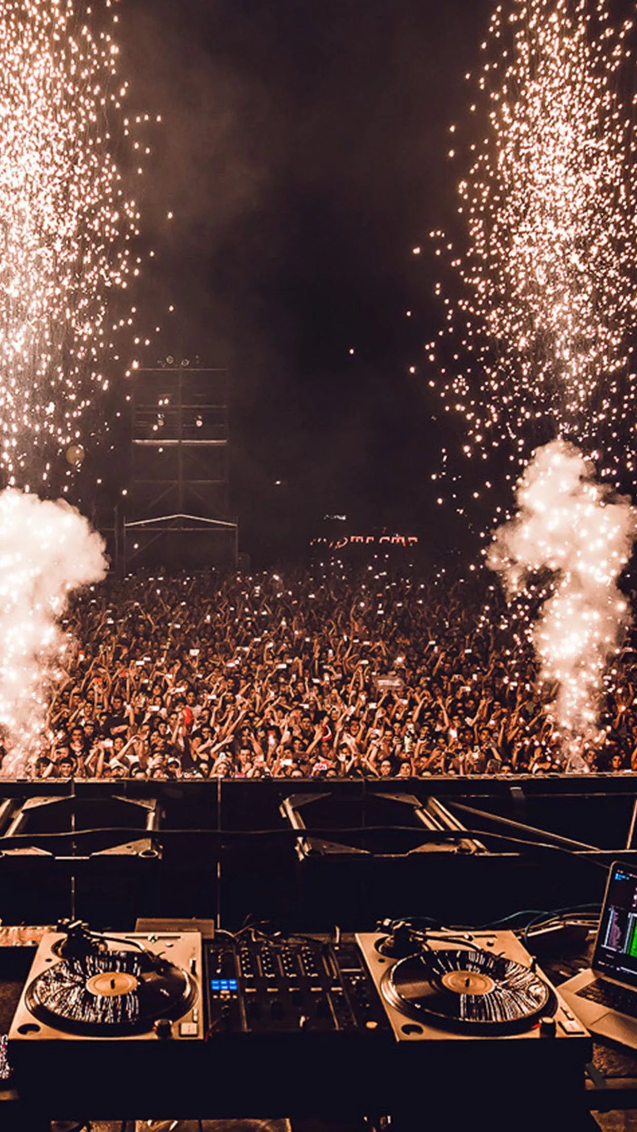 Concert Wallpaper