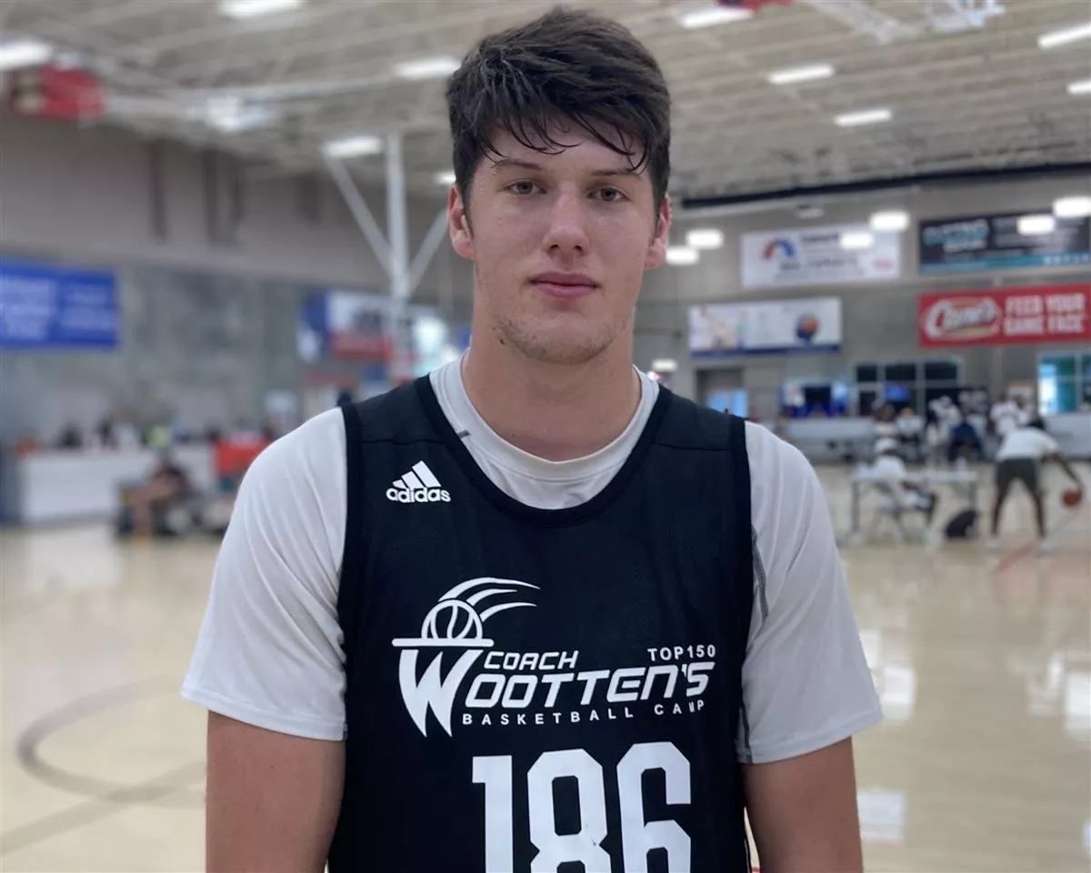 Austin Parks, Ohio State, Center