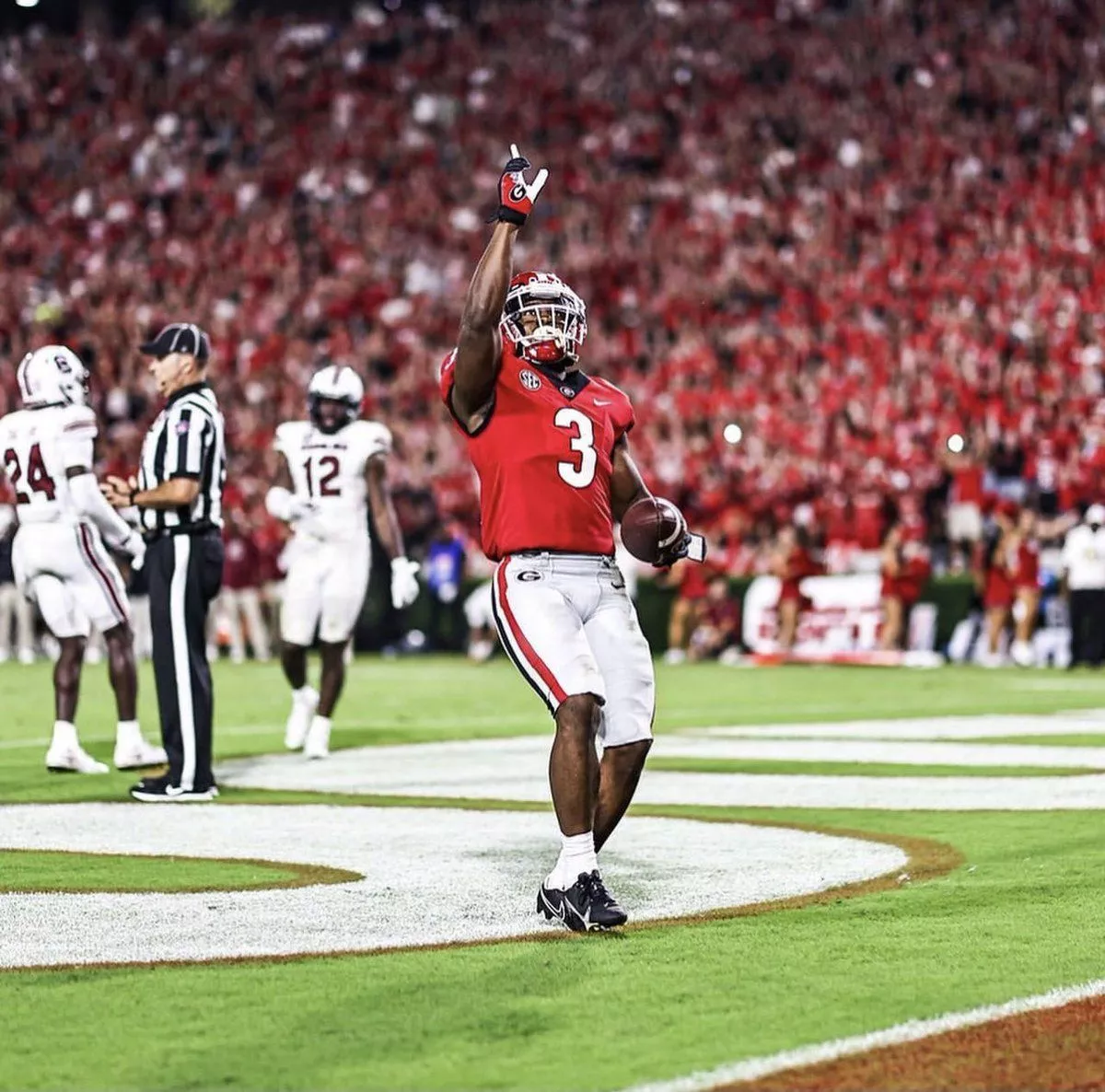 Zamir White thanking