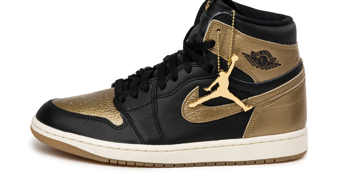 Nike Air Jordan 1 Retro High OG *Black