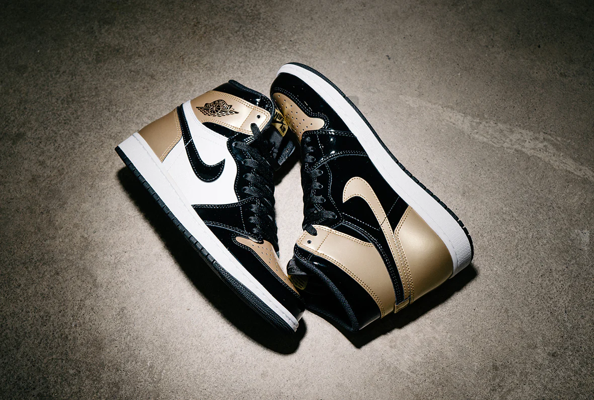 JORDAN 1 RETRO HIGH OG GOLD TOE
