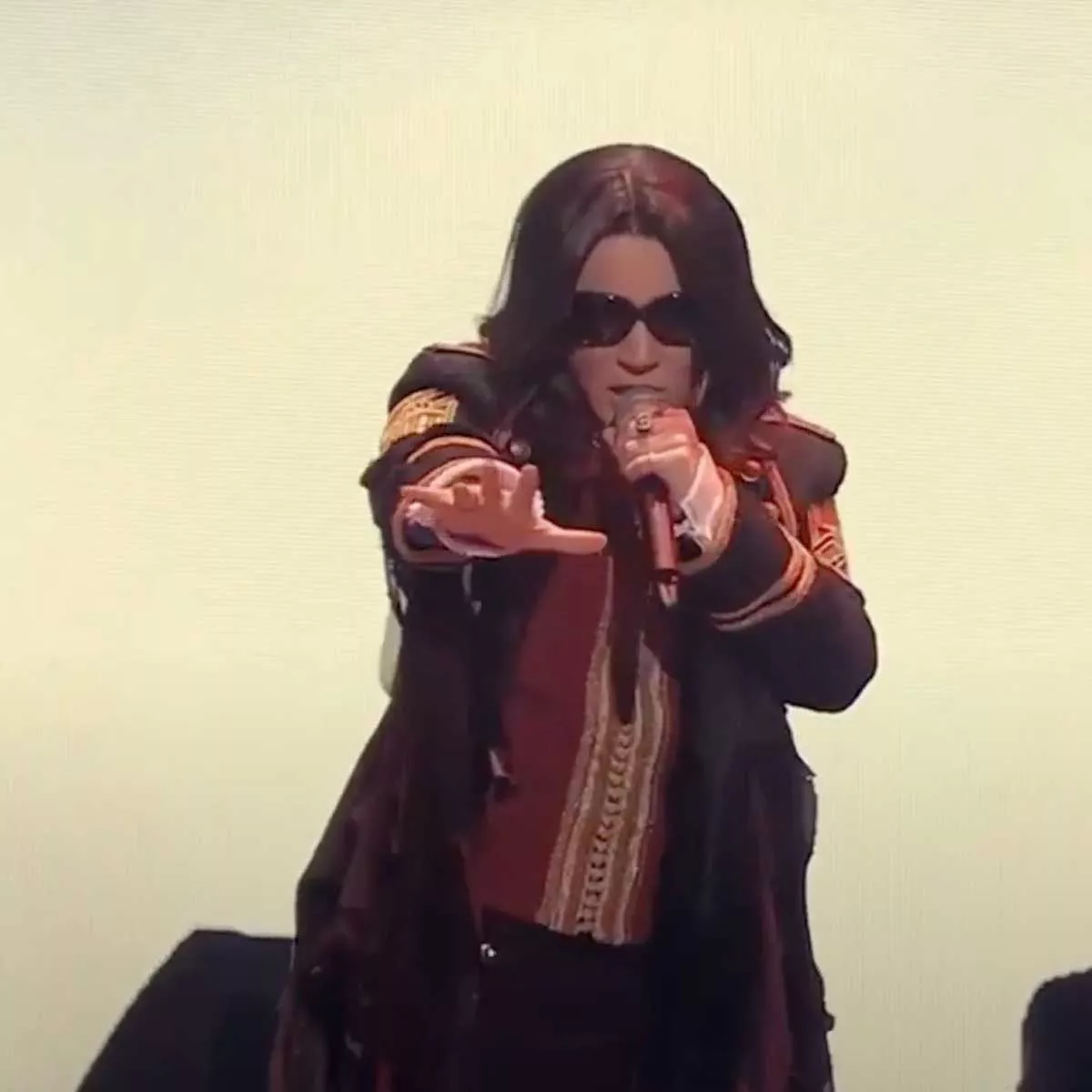 Artists. Play Revo Songs on Virtual Piano