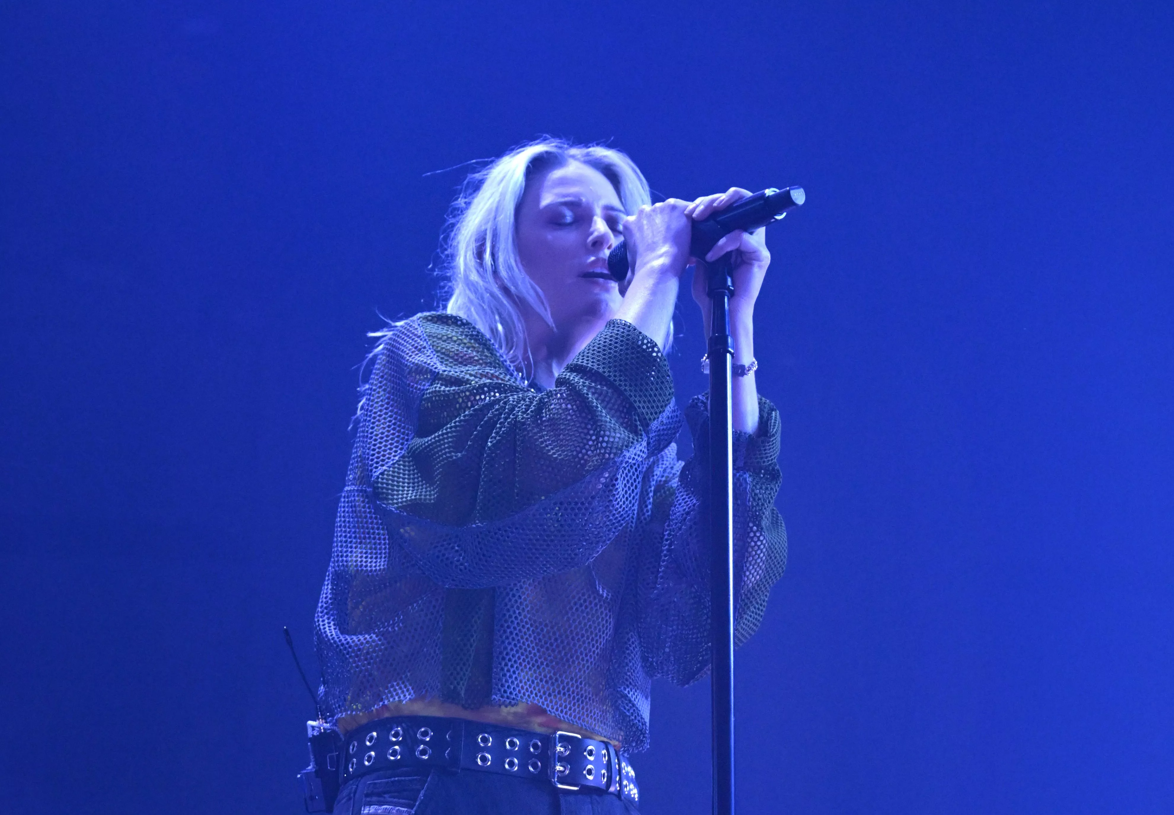 Emily Armstrong's Apology Ignites