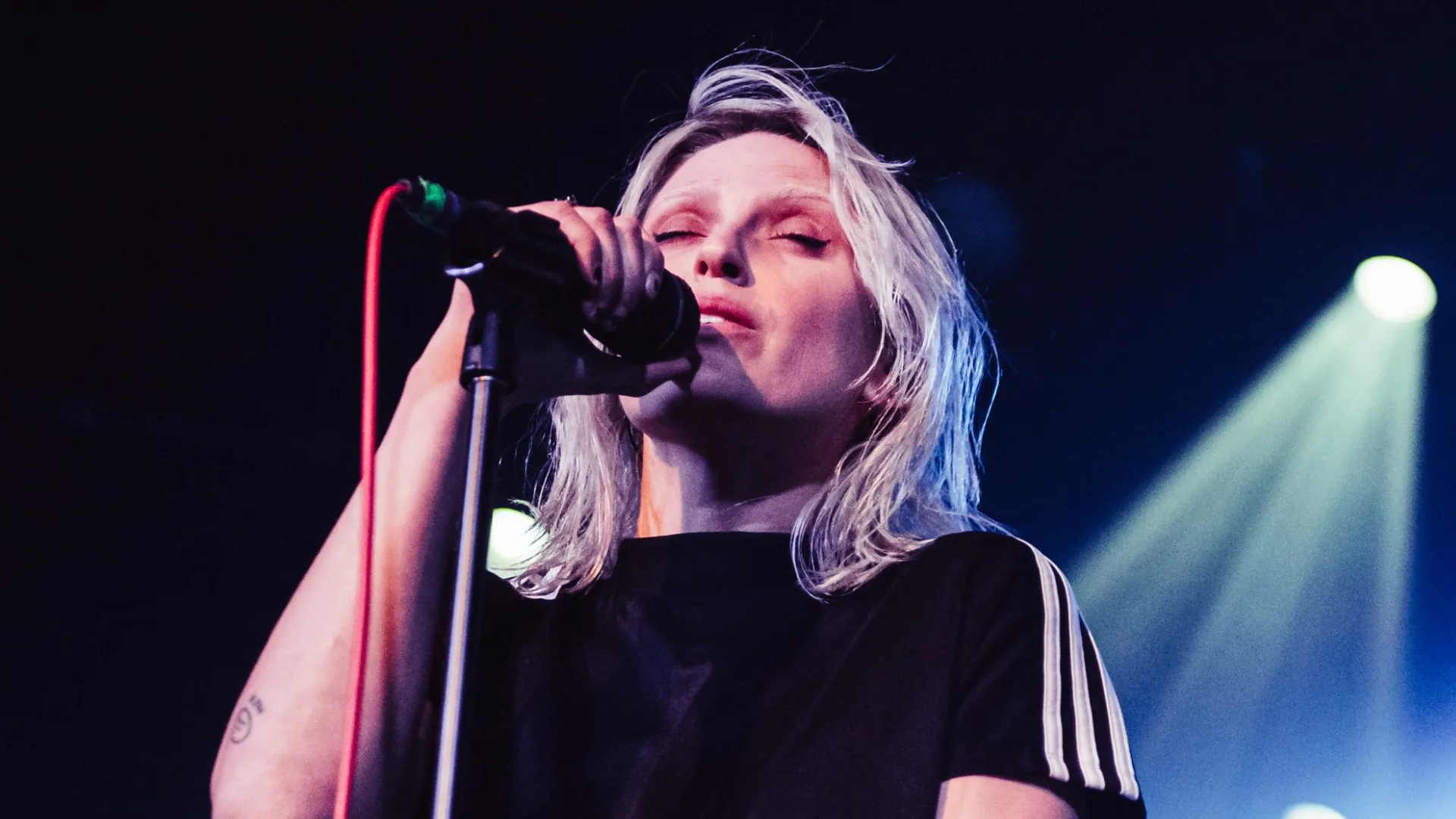 Linkin Park recruits Emily Armstrong as