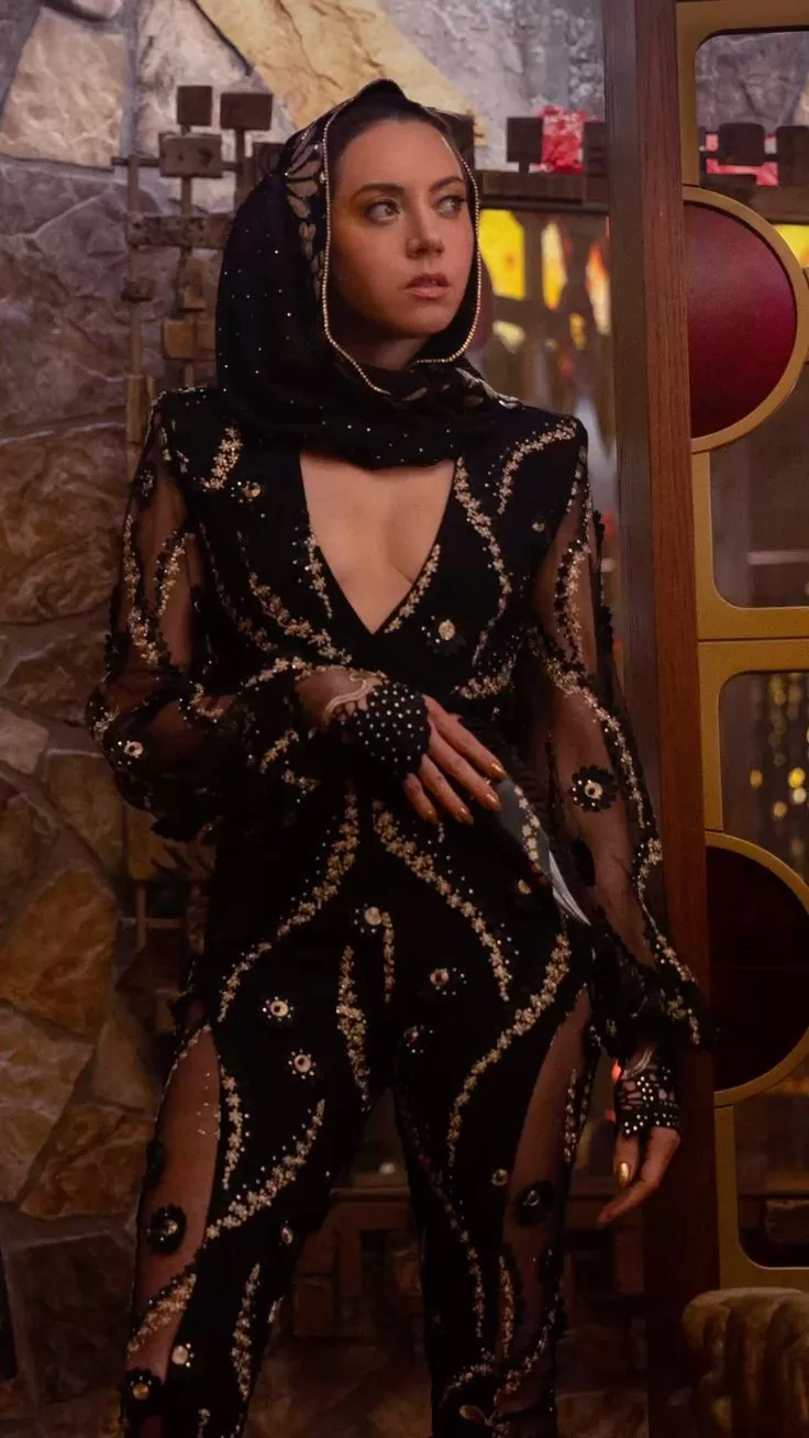 Rio Vidal (Aubrey Plaza). Agatha All Along