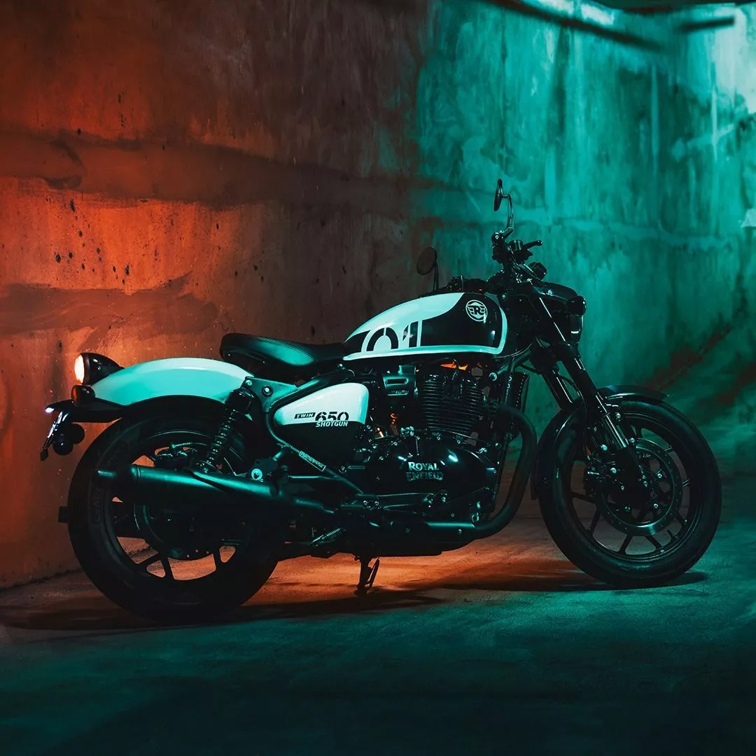 Royal Enfield Shotgun 650