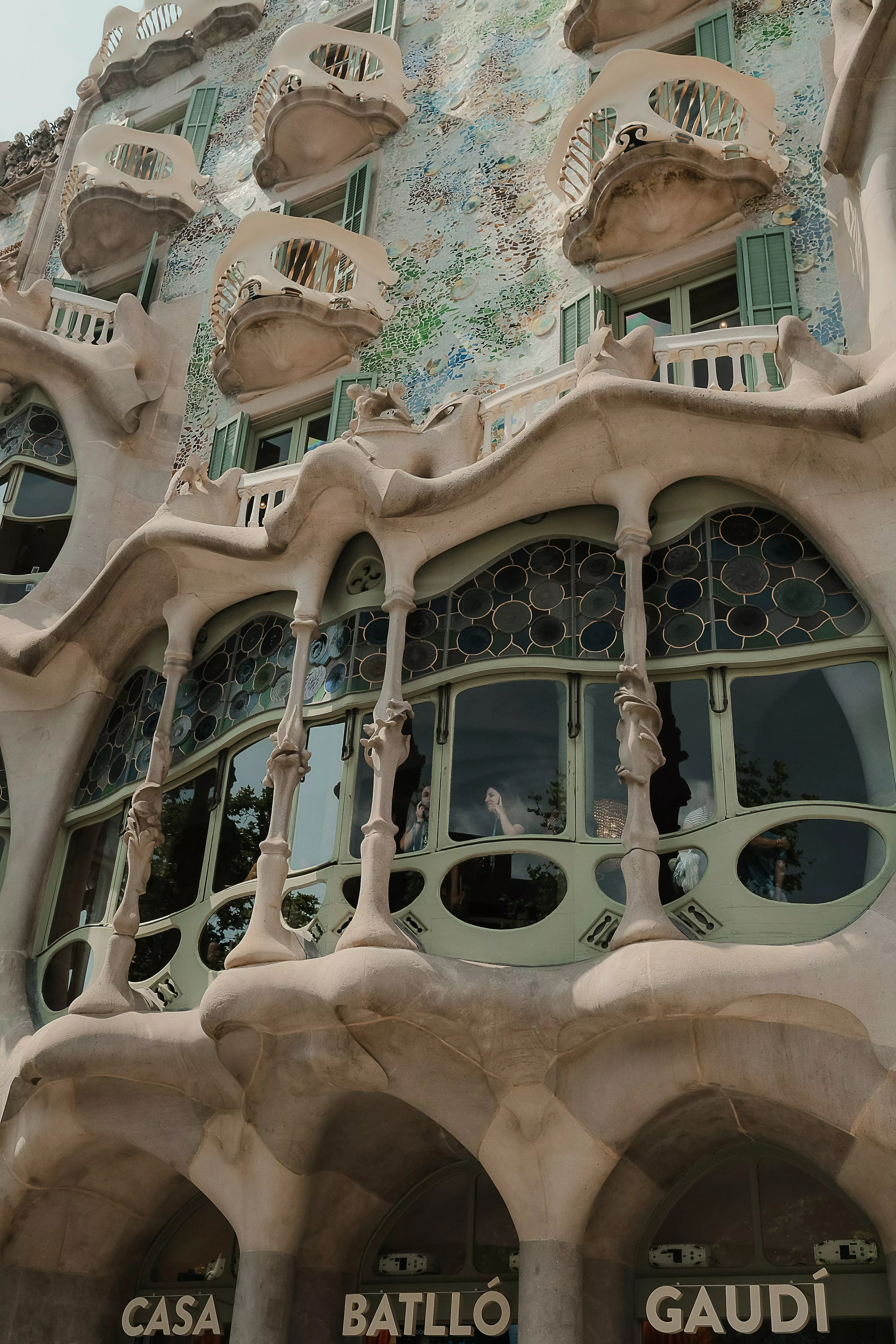 Gaudi Picture. Download Free Image