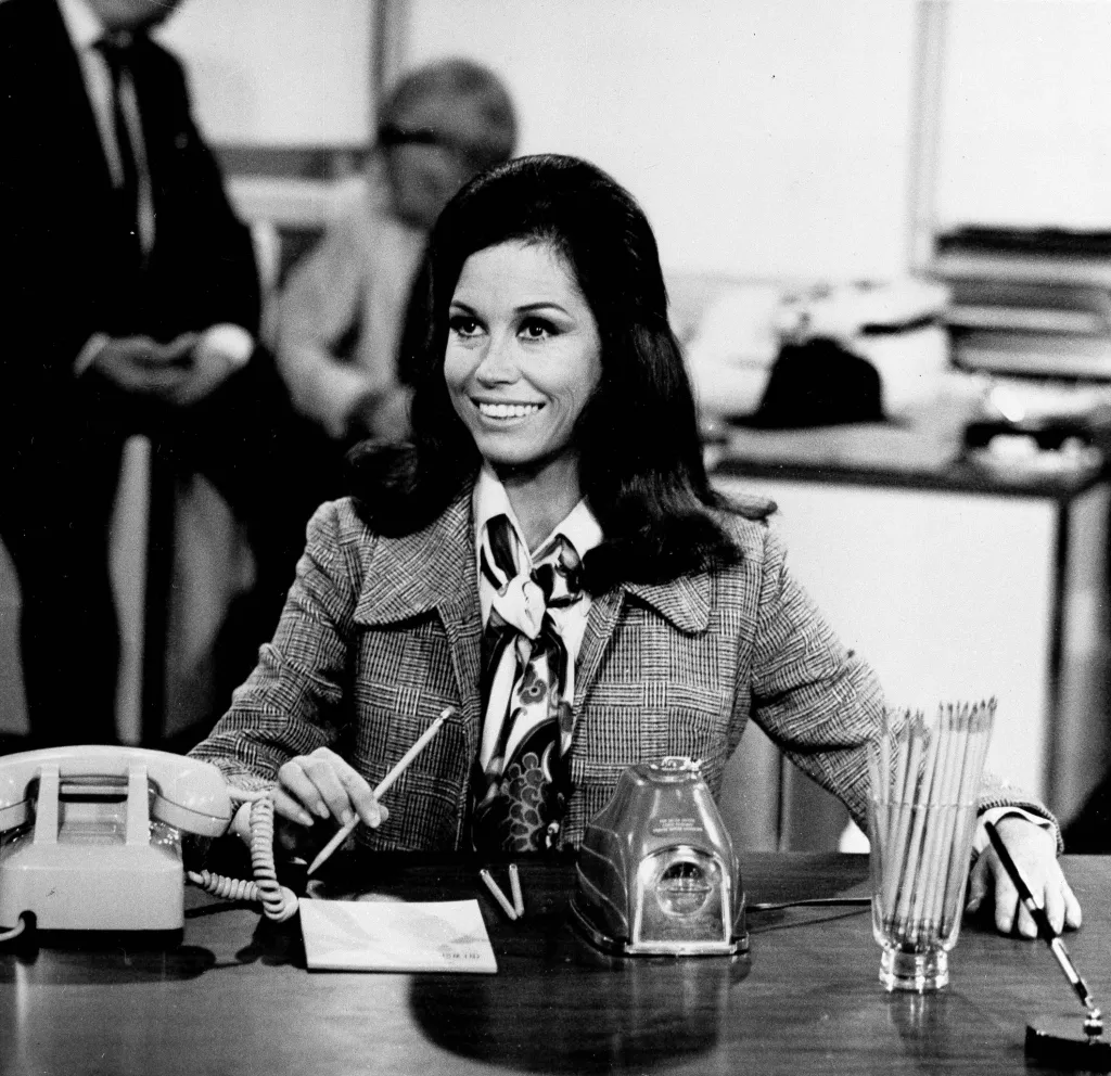 PHOTOS: Mary Tyler Moore dies at 80