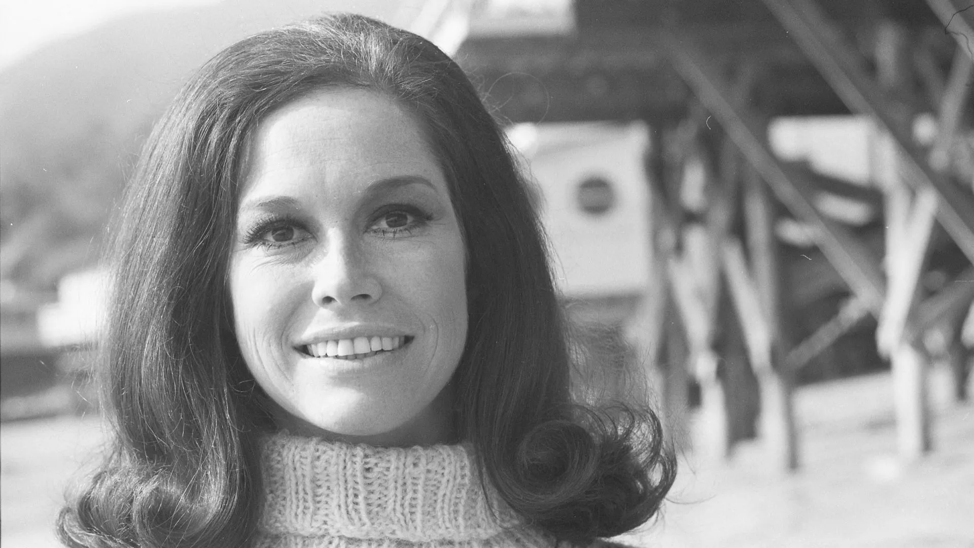 IN MEMORIAM: Mary Tyler Moore 1936