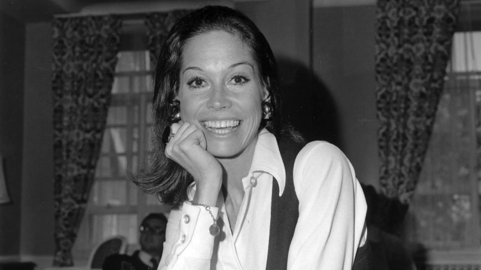 Mary Tyler Moore, Beloved Television
